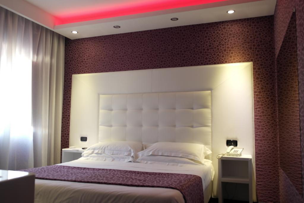 Kleopatra Design Hotel Неаполь Экстерьер фото